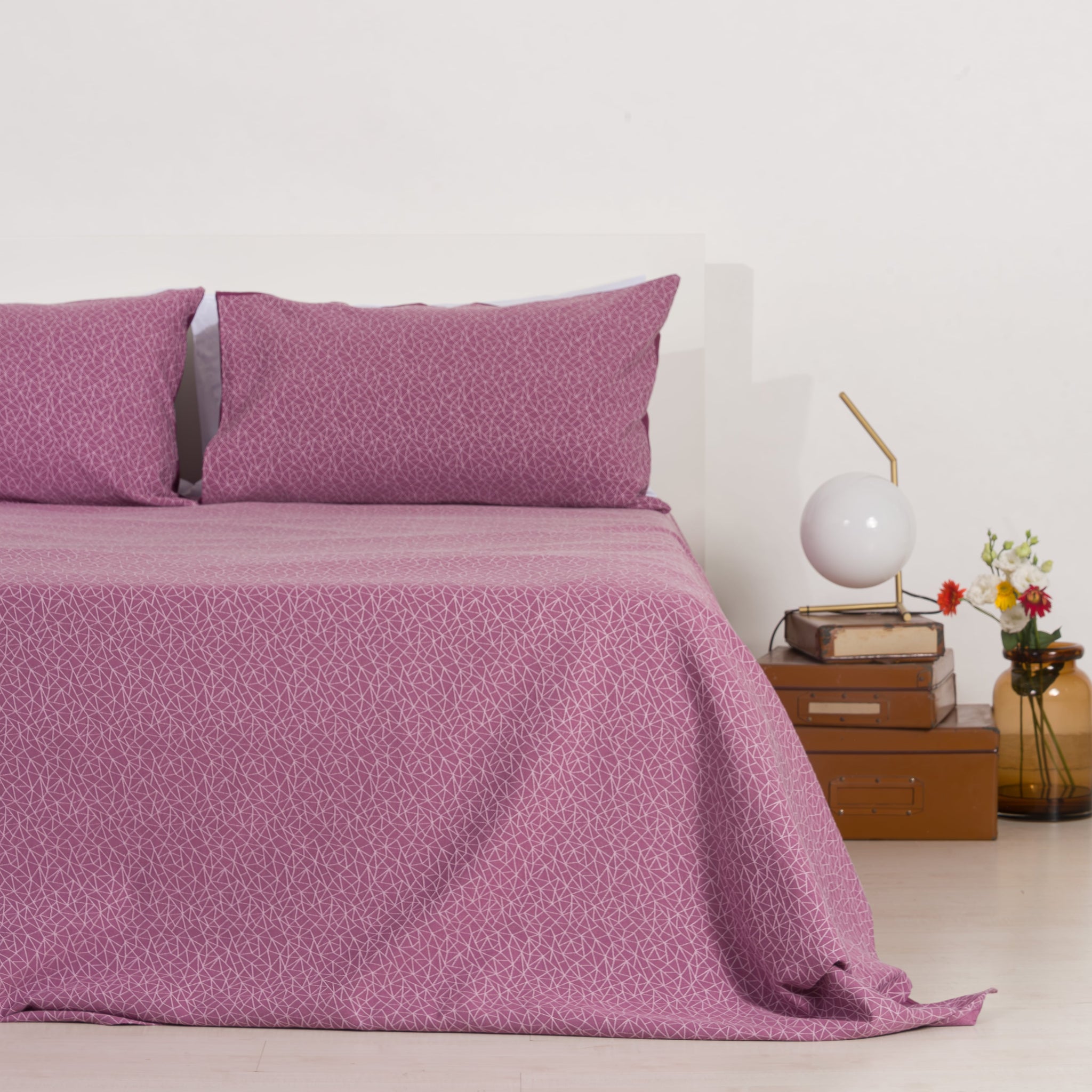 Completo copriletto con federe in cotone Jacquard Triangolo Malva