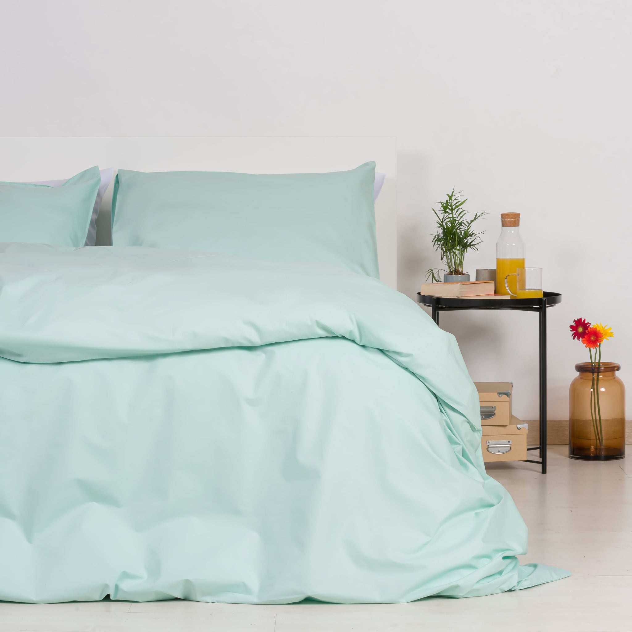 Duvet cover in 100% Aqua Green Cotton with Pillowcases