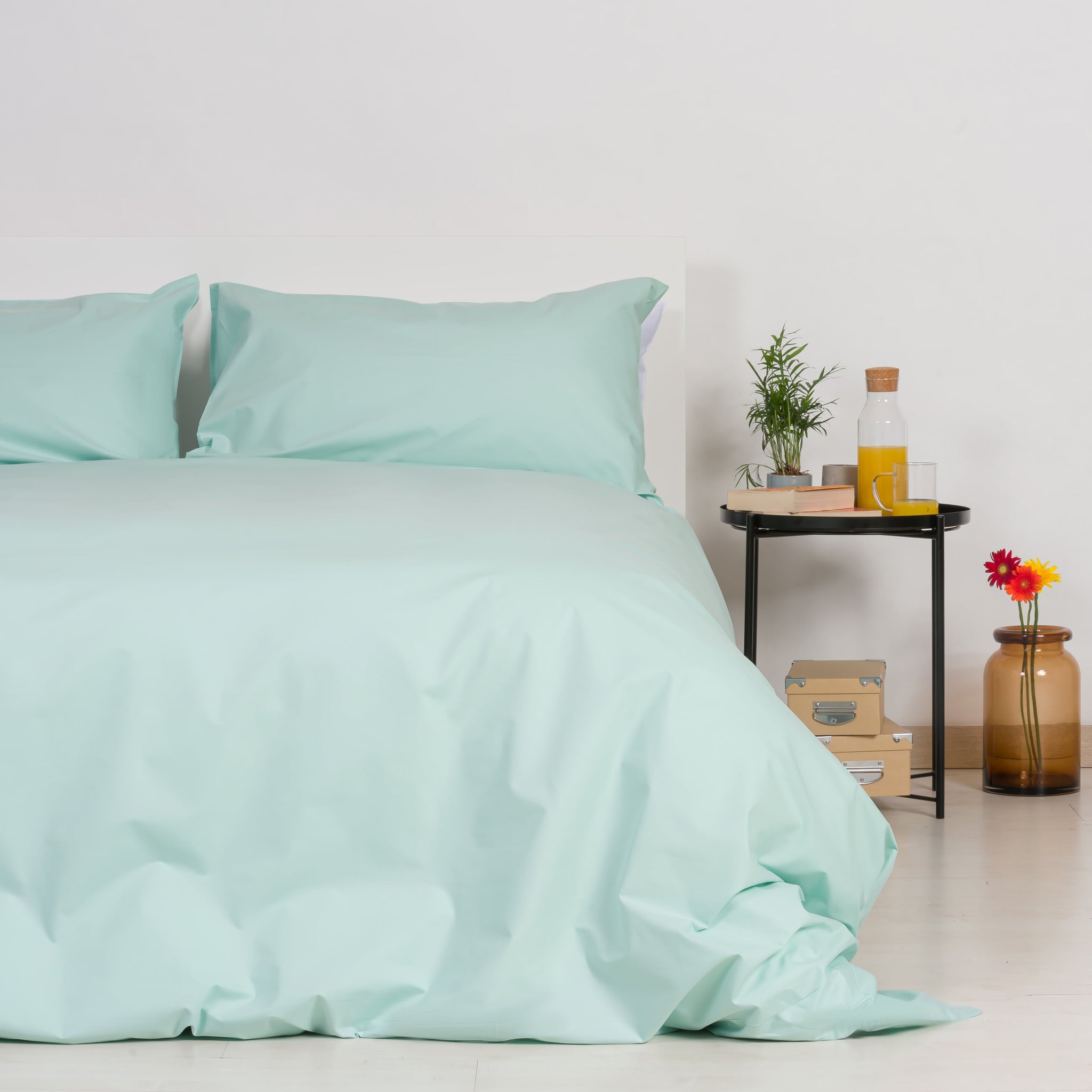 Duvet cover in 100% Aqua Green Cotton with Pillowcases