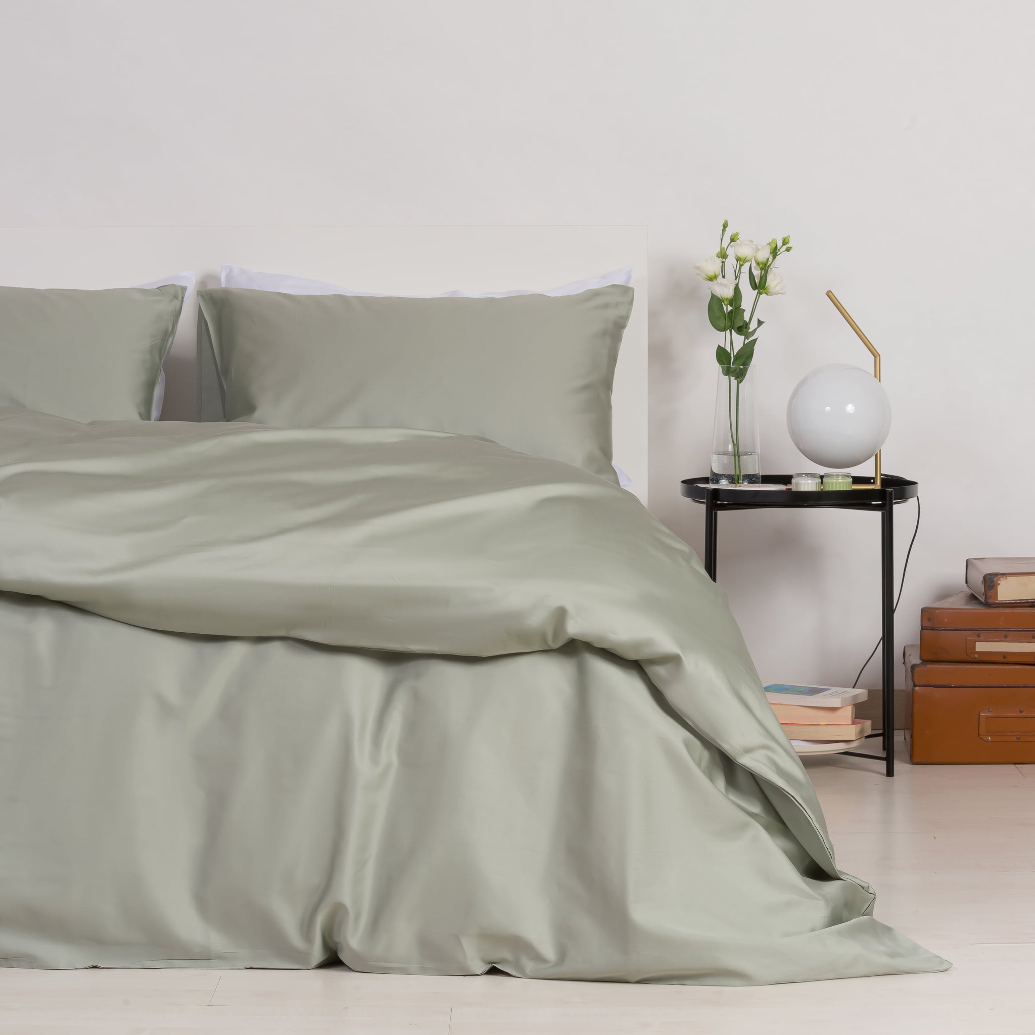 Housse de couette et taies d'oreiller en satin 100 % coton vert sauge