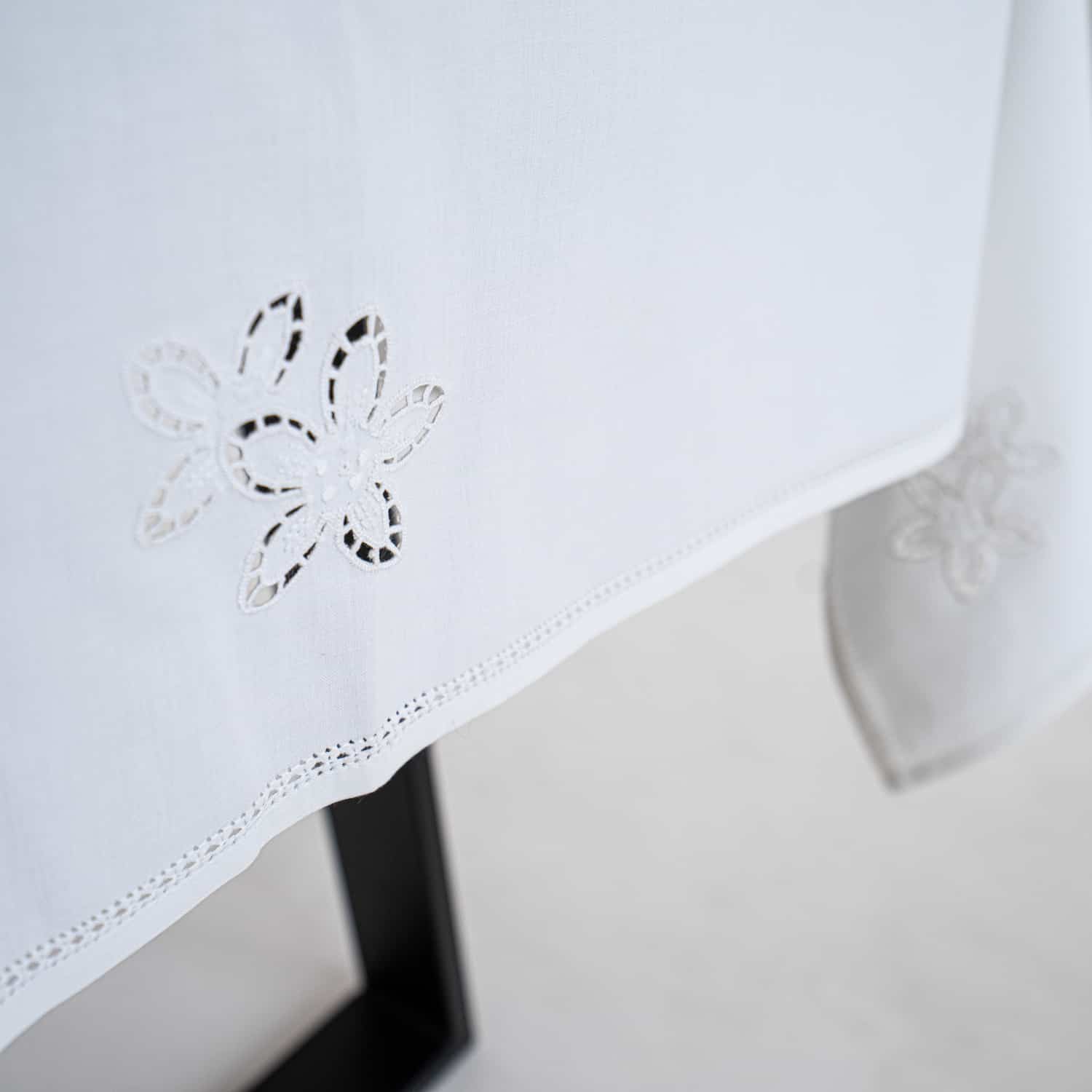 Nicola Embroidered Cotton Tablecloth