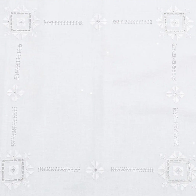 Tea tablecloth + 4 embroidered napkins 100% Cotton, Italian antique stitch variant